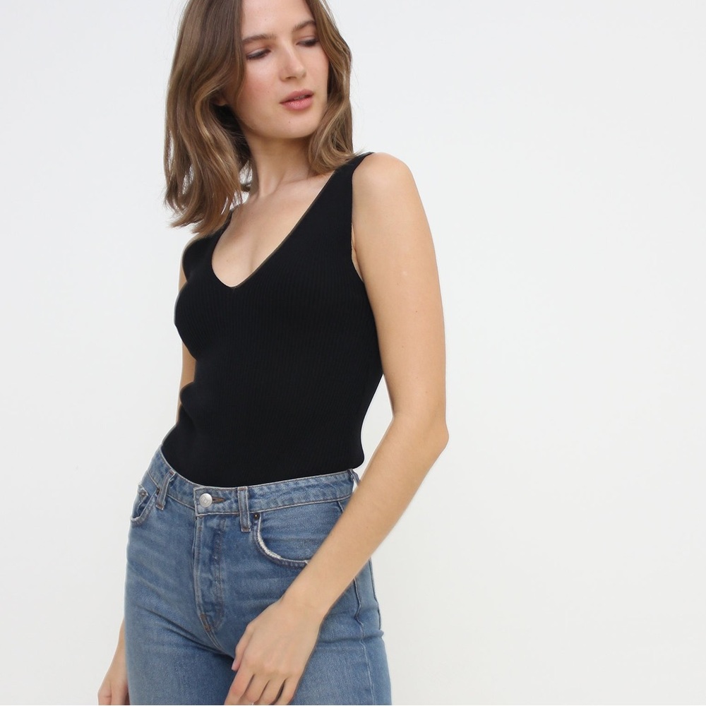 SALT + CO. - One Piece No. 02, V Neck, Ribbed Bodysuit in Black (NWT) - Picture 4 of 6